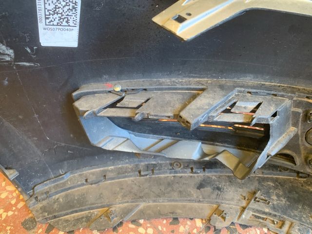 bontott VW POLO V Első Lökhárító (Részeivel)