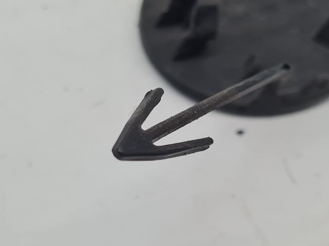 bontott VW POLO V Első Vonószem Burkolat