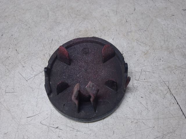 bontott VW POLO V Első Vonószem Burkolat