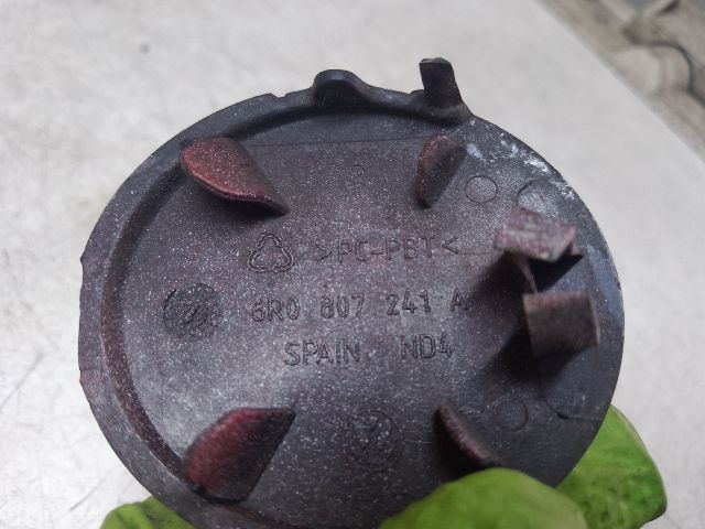 bontott VW POLO V Első Vonószem Burkolat