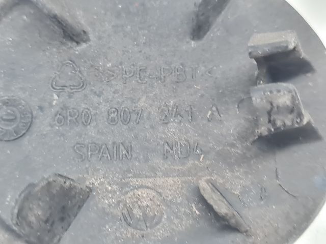 bontott VW POLO V Első Vonószem Burkolat