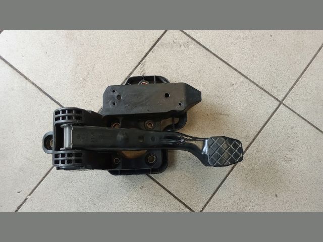 bontott VW POLO V Fékpedál