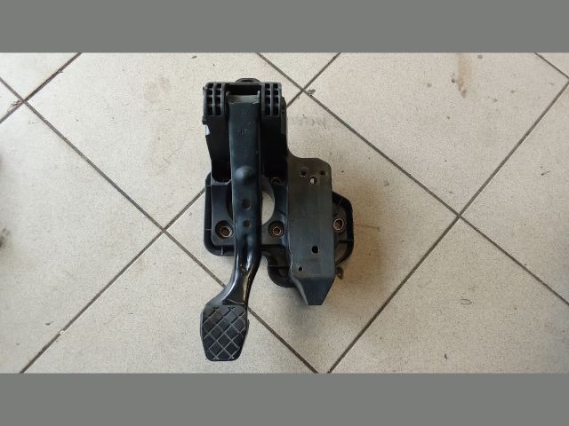 bontott VW POLO V Fékpedál