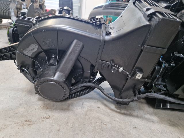 bontott VW POLO V Fűtés Box