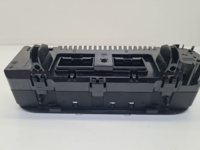 bontott VW POLO V Fűtéskapcsoló (digit klímás)