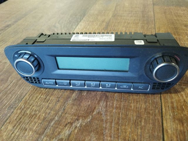 bontott VW POLO V Fűtéskapcsoló (digit klímás)