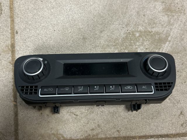 bontott VW POLO V Fűtéskapcsoló (digit klímás)