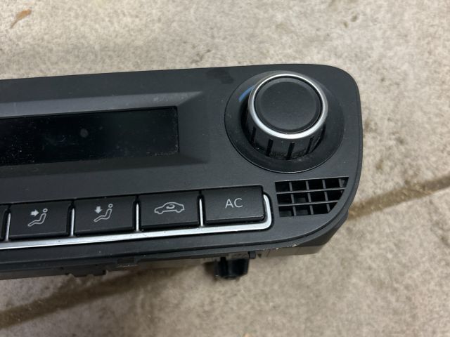 bontott VW POLO V Fűtéskapcsoló (digit klímás)