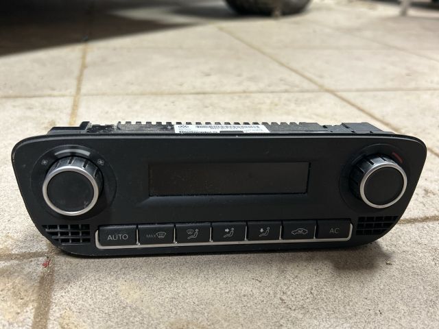 bontott VW POLO V Fűtéskapcsoló (digit klímás)