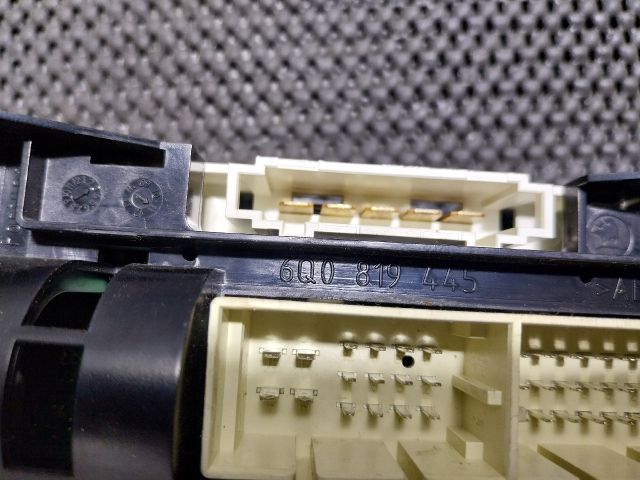 bontott VW POLO V Fűtéskapcsoló (manuális klímás)