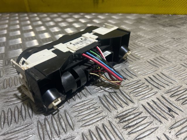 bontott VW POLO V Fűtéskapcsoló (Nem klímás)