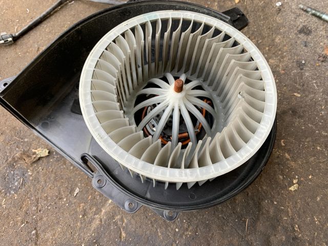 bontott VW POLO V Fűtőmotor (Klímás)