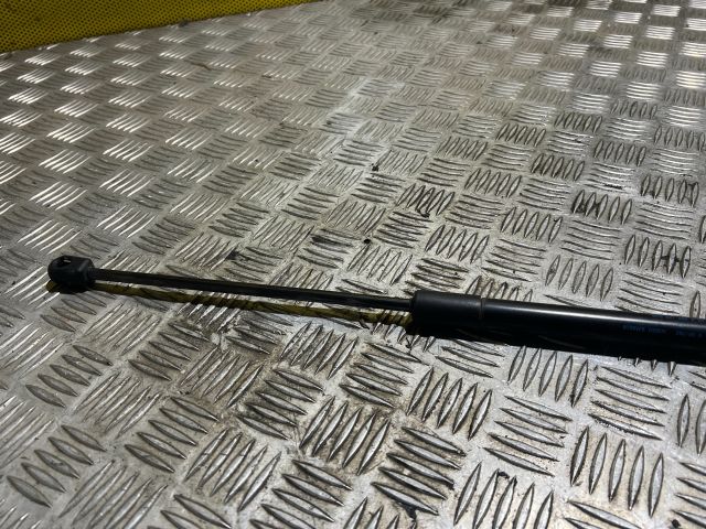 bontott VW POLO V Gázrugós Kitámasztó Teleszkóp Csomagtérajtó Bal