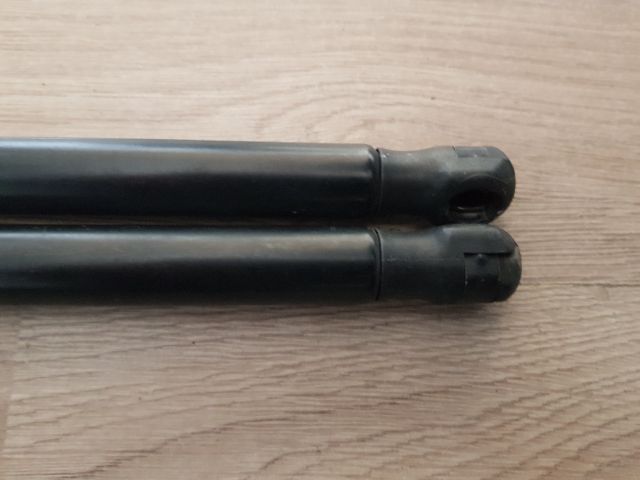 bontott VW POLO V Gázrugós Kitámasztó Teleszkóp Pár Csomagtérajtó