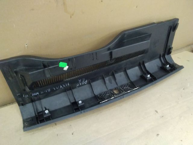 bontott VW POLO V Hátfal Burkolat