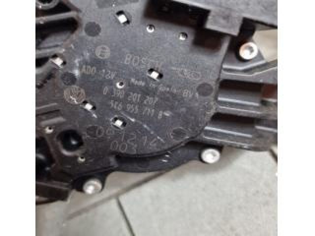 bontott VW POLO V Hátsó Ablaktörlő Motor