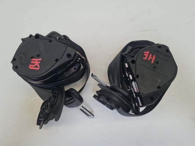 bontott VW POLO V Hátsó Biztonsági Öv Szett