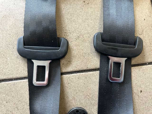 bontott VW POLO V Hátsó Biztonsági Öv Szett