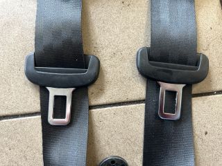 bontott VW POLO V Hátsó Biztonsági Öv Szett