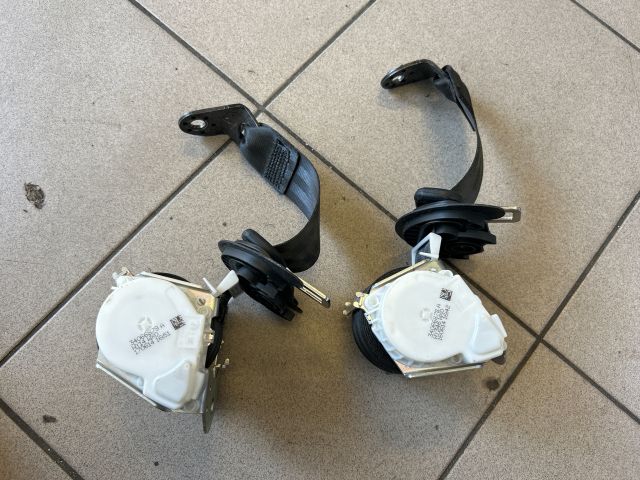 bontott VW POLO V Hátsó Biztonsági Öv Szett