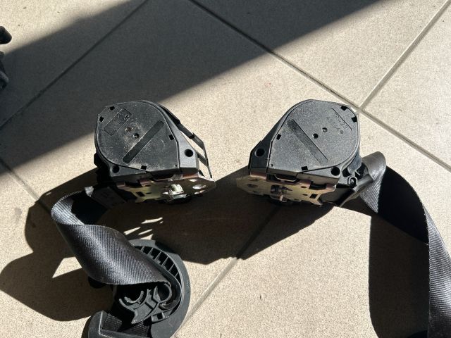 bontott VW POLO V Hátsó Biztonsági Öv Szett