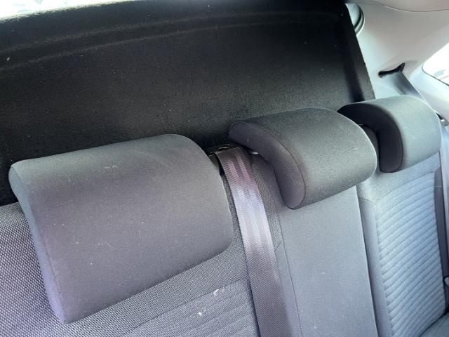 bontott VW POLO V Hátsó Fejtámla