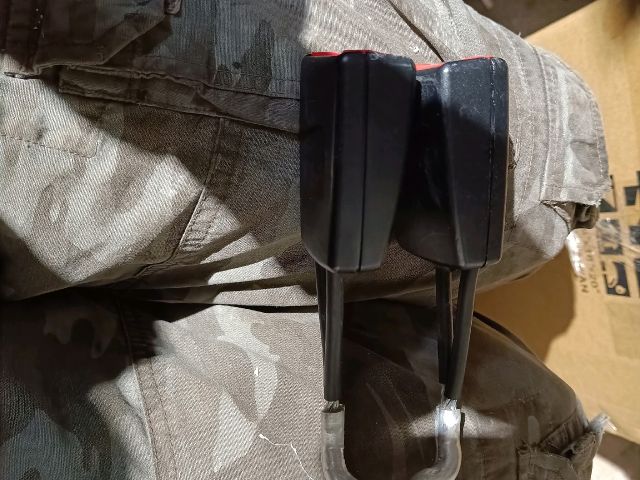 bontott VW POLO V Hátsó középső Biztonsági Öv Csat