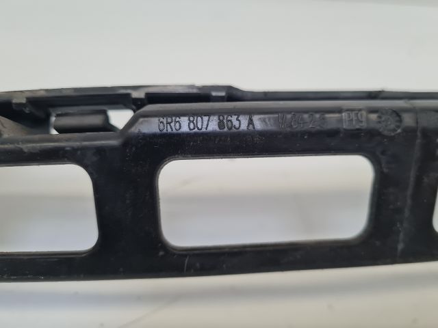 bontott VW POLO V Hátsó középső Lökhárító Tartó (Műanyag)