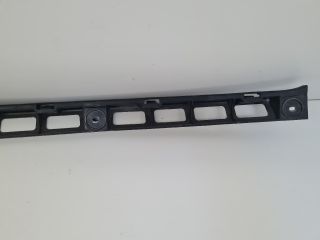 bontott VW POLO V Hátsó középső Lökhárító Tartó (Műanyag)