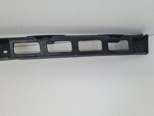 bontott VW POLO V Hátsó középső Lökhárító Tartó (Műanyag)