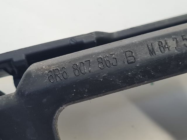 bontott VW POLO V Hátsó középső Lökhárító Tartó (Műanyag)