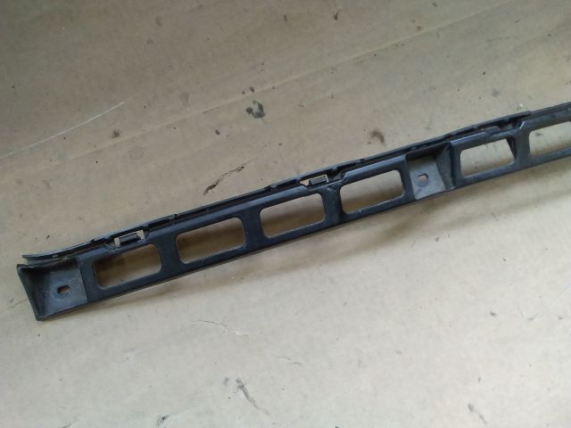 bontott VW POLO V Hátsó középső Lökhárító Tartó (Műanyag)