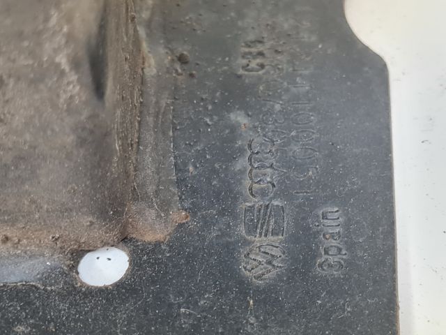 bontott VW POLO V Hátsó Lökhárító Merevítő (Fém)