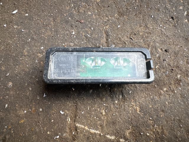 bontott VW POLO V Hátsó Rendszámtábla Világítás