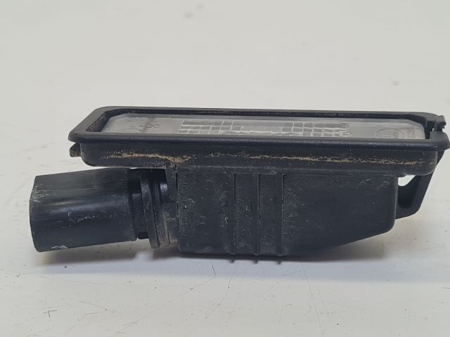 bontott VW POLO V Hátsó Rendszámtábla Világítás