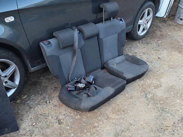 bontott VW POLO V Hátsó Ülés Szett