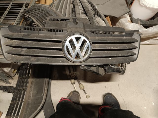 bontott VW POLO V Hűtőrács
