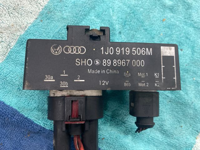 bontott VW POLO V Hűtőventilátor Elektronika