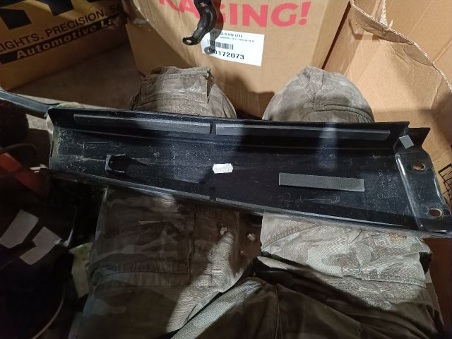 bontott VW POLO V Jobb B Oszlop Díszléc