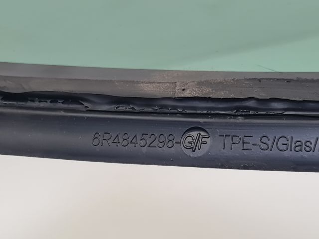 bontott VW POLO V Jobb C Oszlop Oldalablak Üveg