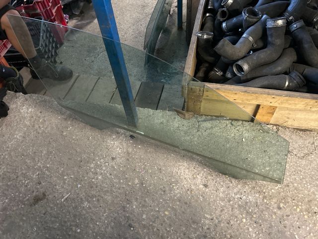 bontott VW POLO V Jobb első Ablak