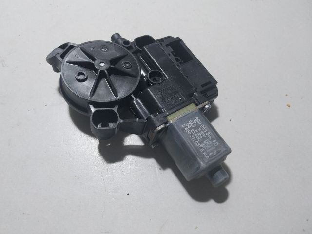 bontott VW POLO V Jobb első Ablakemelő Motor