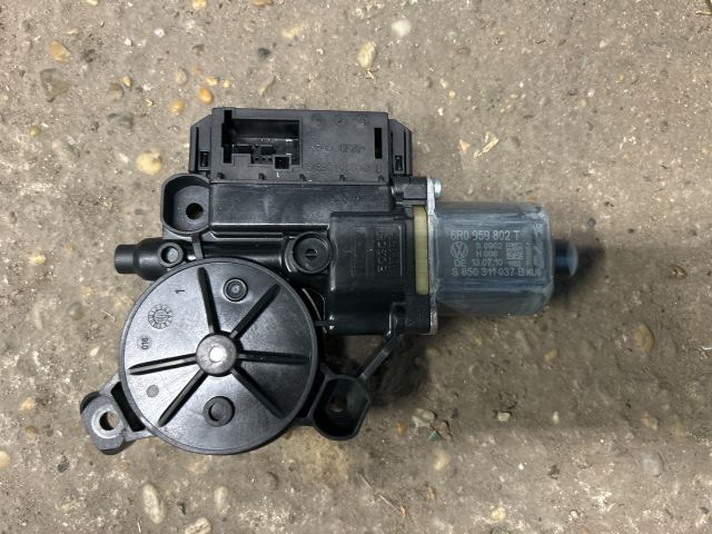 bontott VW POLO V Jobb első Ablakemelő Motor