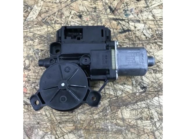 bontott VW POLO V Jobb első Ablakemelő Motor