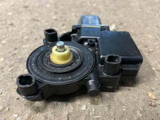 bontott VW POLO V Jobb első Ablakemelő Motor