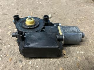 bontott VW POLO V Jobb első Ablakemelő Motor