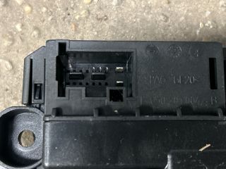 bontott VW POLO V Jobb első Ablakemelő Motor