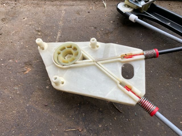 bontott VW POLO V Jobb első Ablakemelő Szerkezet (Elektromos)