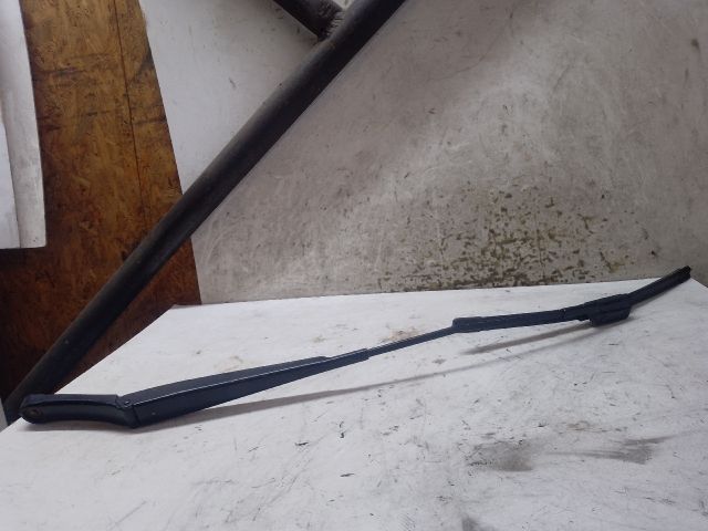 bontott VW POLO V Jobb első Ablaktörlő Kar