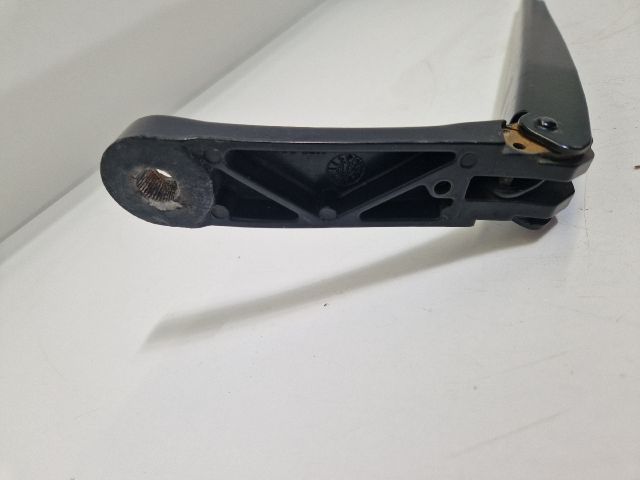 bontott VW POLO V Jobb első Ablaktörlő Kar